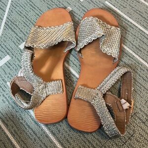 Bamboo Shoes 8.5 Gold Metallic Sandals